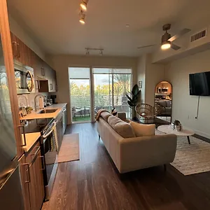  Apartment Downtown Zen Bliss